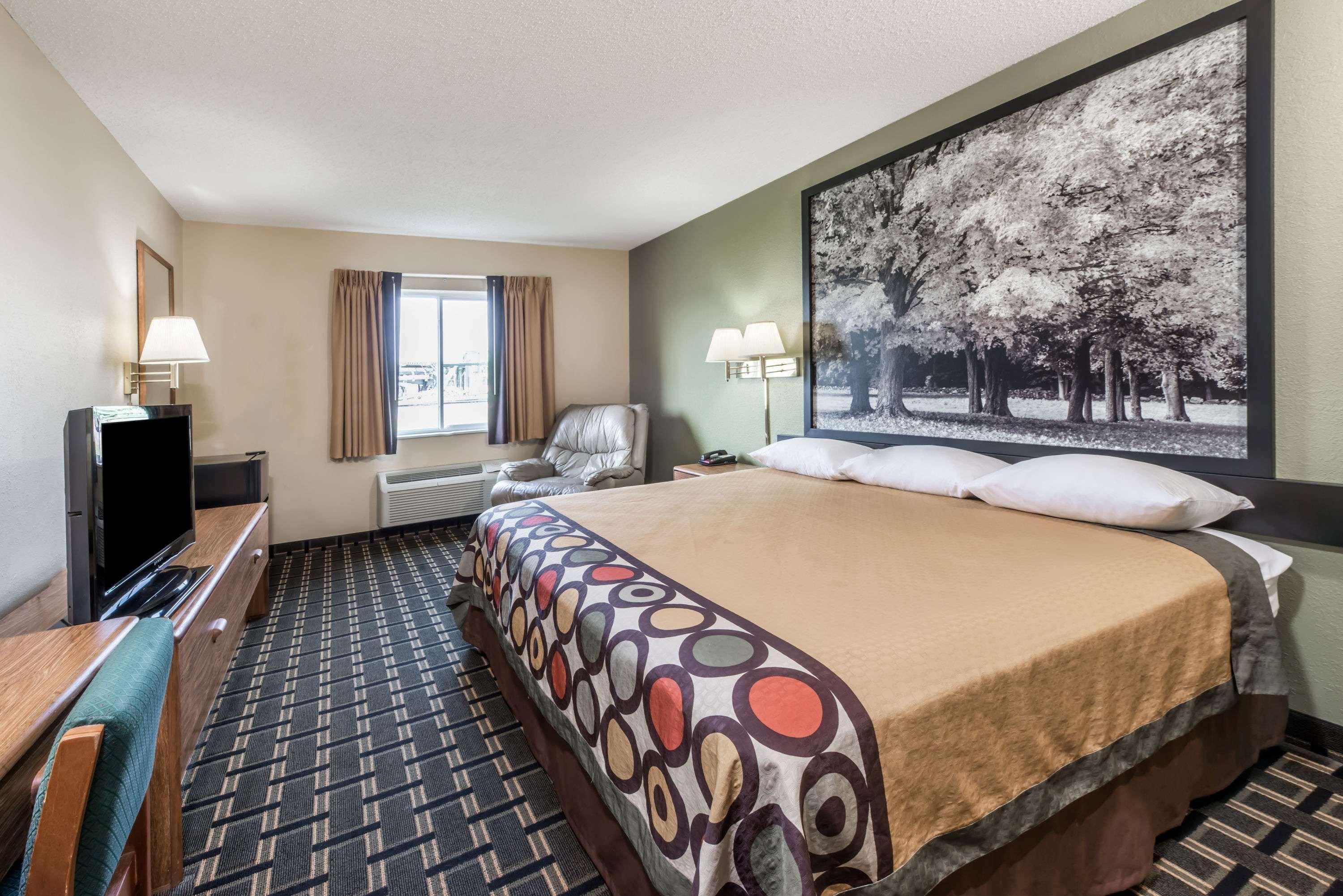 Super 8 By Wyndham Greenville Экстерьер фото