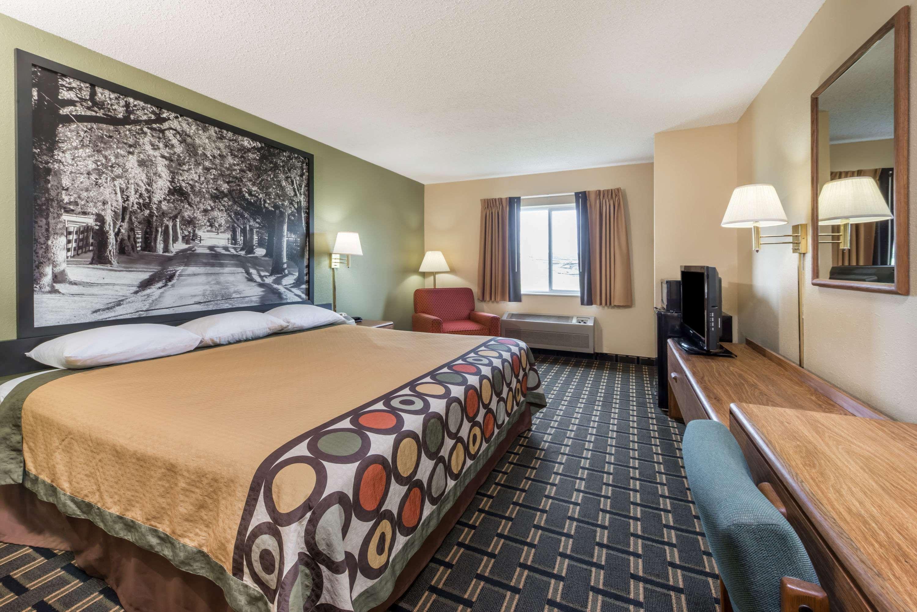 Super 8 By Wyndham Greenville Экстерьер фото